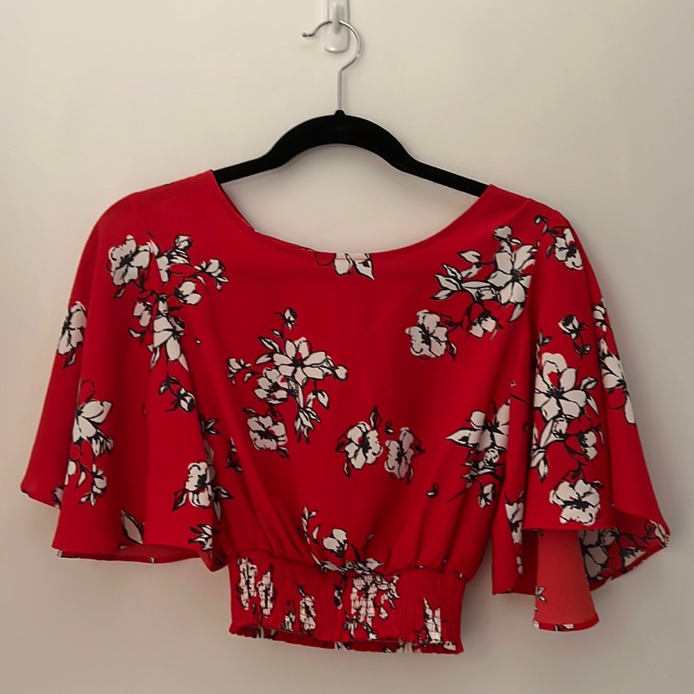 Abercrombie- Floral Cropped Blouse